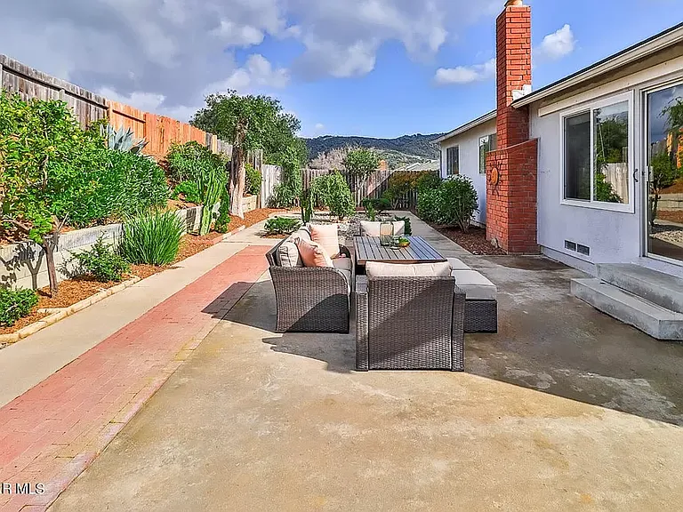 3245 W Felton St — Photo 11