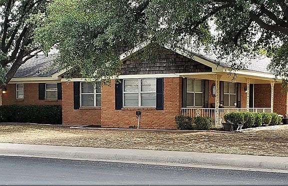 2nd image of 4301 Greenbriar Dr