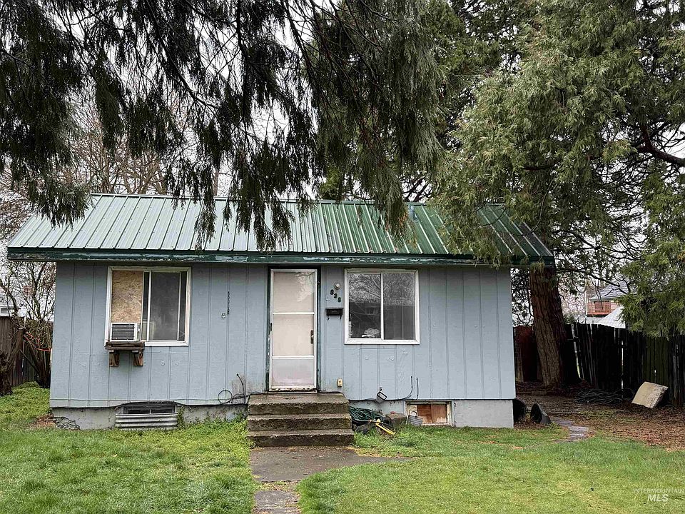 1st image of 838 11th St