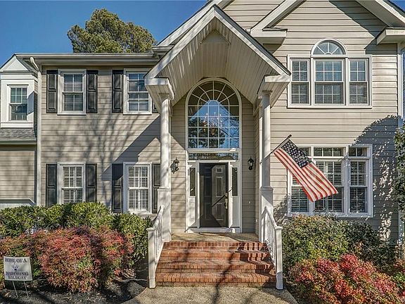 2nd image of 12618 Amershire Ct