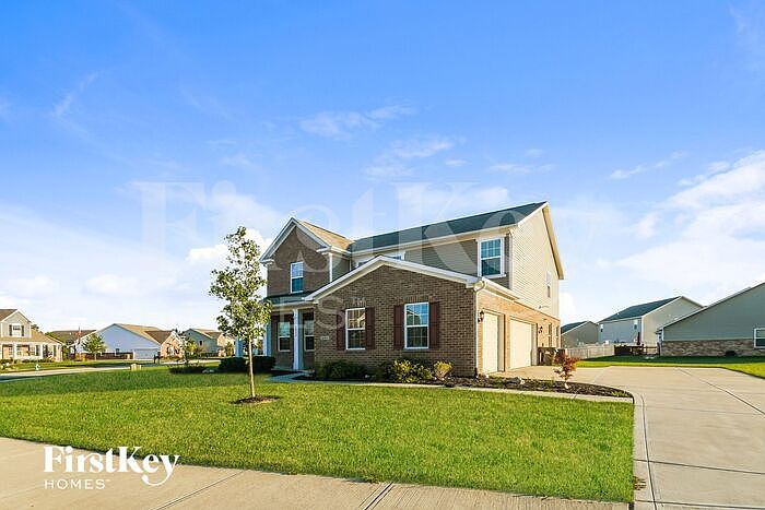 1st image of 8930 N Windview Dr