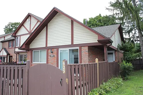 925 N Terrace Ln Photo 1