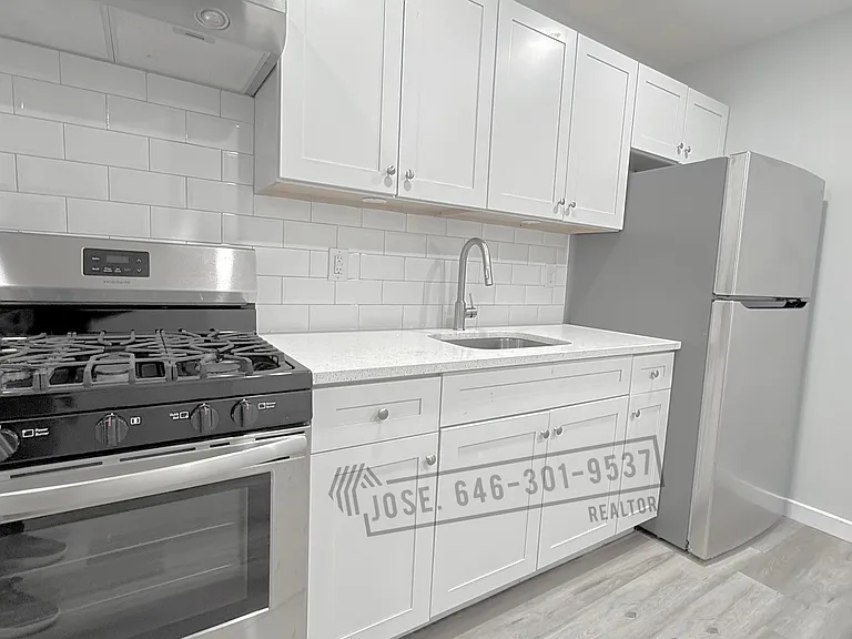 204 Rosa Parks Blvd #101 — Photo 1