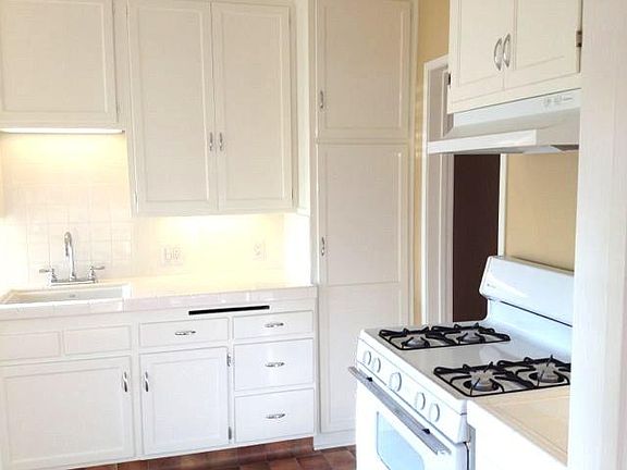 Clean Kitchen