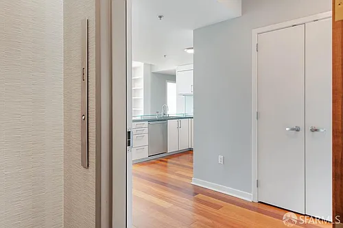 301 Main St #25E Photo 1