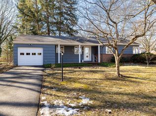 1 Milford Rd, Rochester, NY 14625