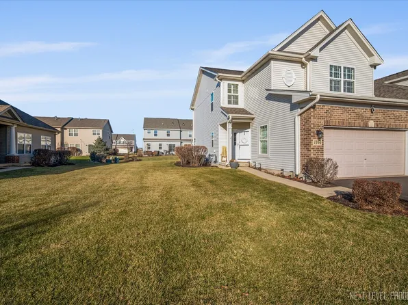 1164 Freedom Rd, Elburn, IL 60119