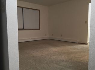 7411 Woburn Cir APT 4, Anchorage, AK 99502