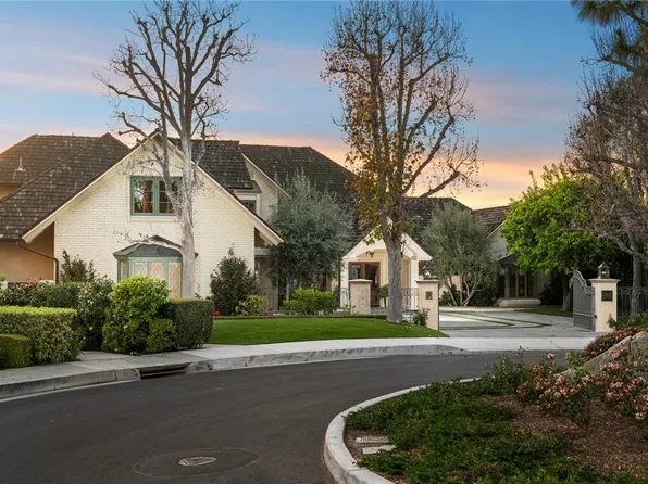 1 Cypress Point Ln, Newport Beach, CA 92660