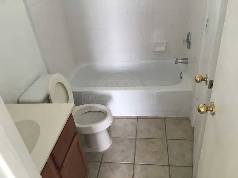 2312 Wildewood Dr #B — Photo 4