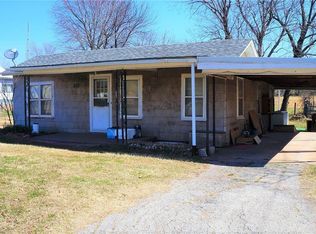 212 N Oak Ave, Chandler, OK 74834