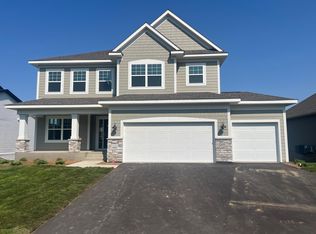 916 Big Woods Dr, Delano, MN 55328
