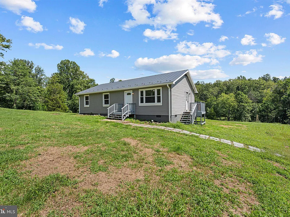 9359 Paradise Rd
