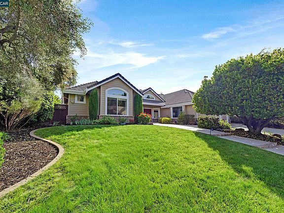 2nd image of 164 Alta Vista Way