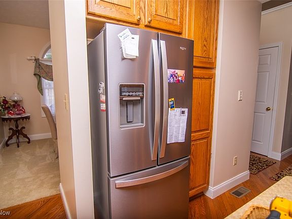 4th image of 46381 Country Lake Dr