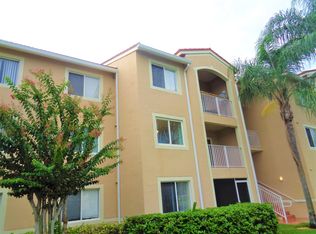 1650 N 42nd Cir APT 206, Vero Beach, FL 32967