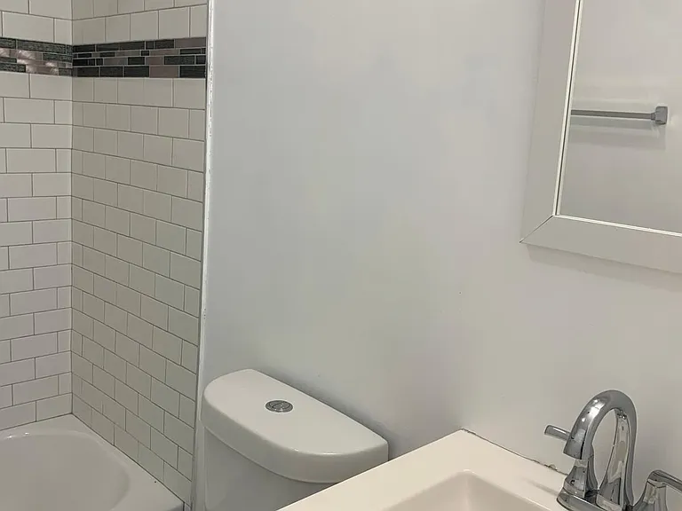 175 Harding Ave — Photo 15