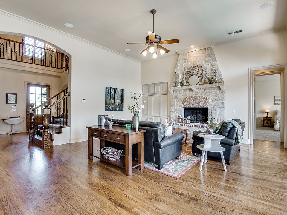 1st image of 4404 Clifton Ln