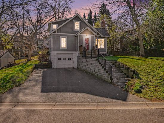 1028 Park Ave, Saint Paul, MN 55115