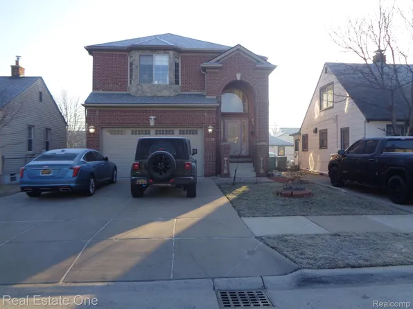 6434 Kendal St, Dearborn, MI 48126