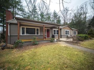 14 Digges Rd, Asheville, NC 28805