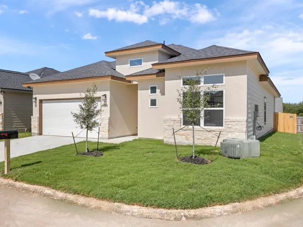 406 Park Cir, Hondo, TX 78861