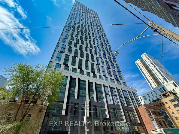 252 Church St #5012, Toronto, ON M5B 0E6