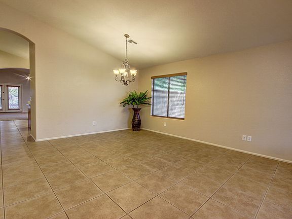4th image of 4711 W Magdalena Ln