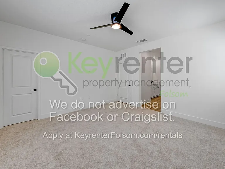 1012 Utah Dr — Photo 4
