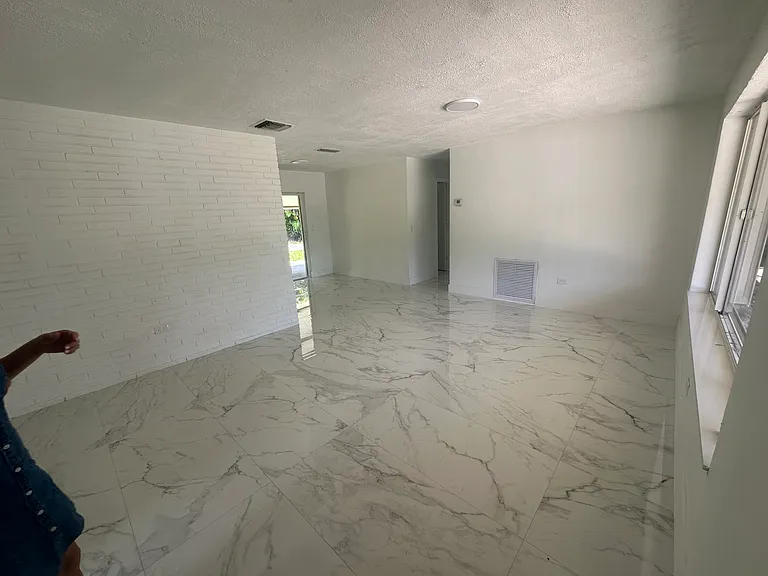 2401 Havana Dr — Photo 6