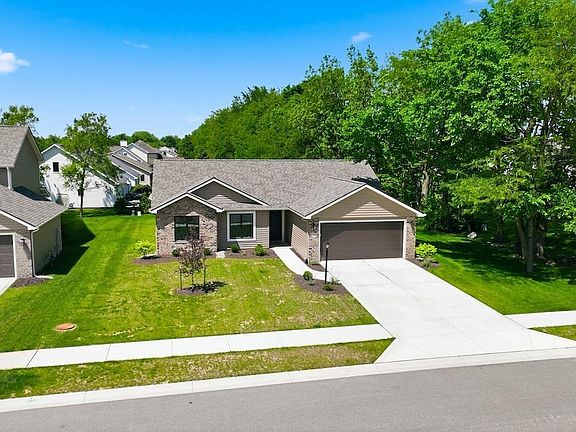 3rd image of 15585 Brimwillow Dr