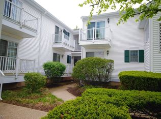 116 Smithfield Ct, Basking Ridge, NJ 07920