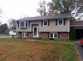 11 Bunting Bridge Rd, Cookstown, NJ 08511