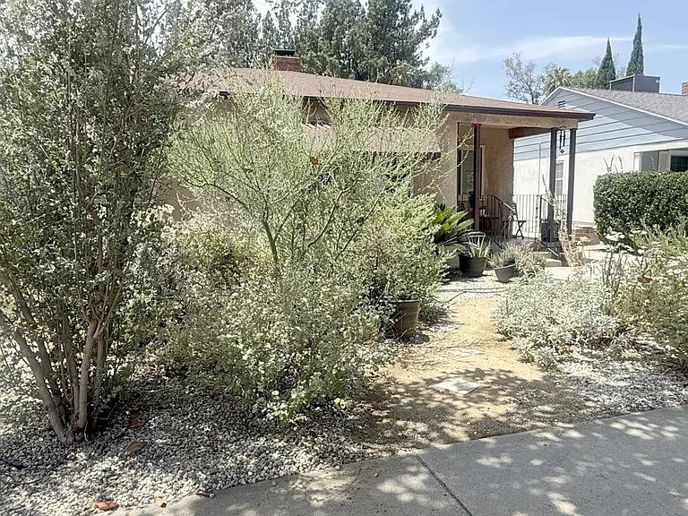 6243 Blucher Ave — Photo 3