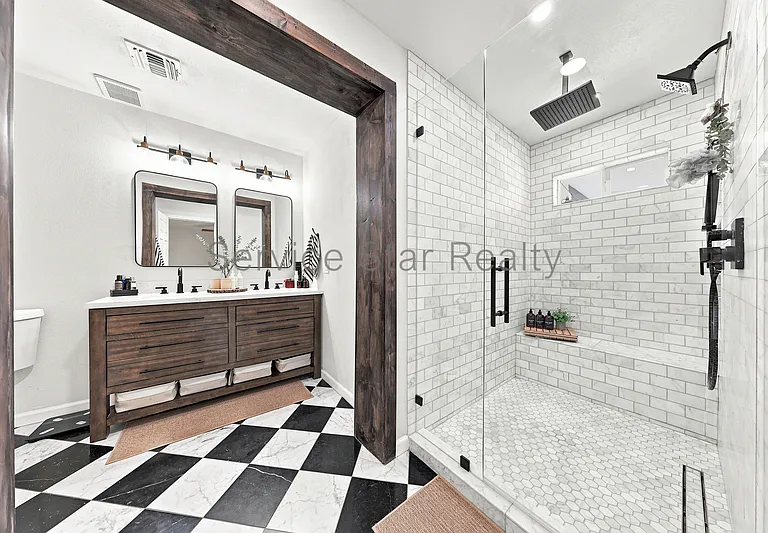 2162 E Concorda Dr — Photo 32