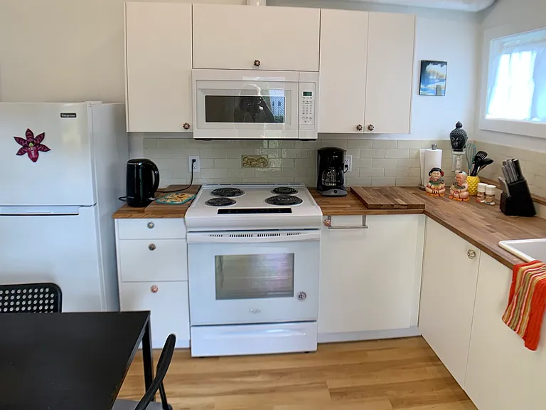 3405 NE 80th Ave #B — Photo 6