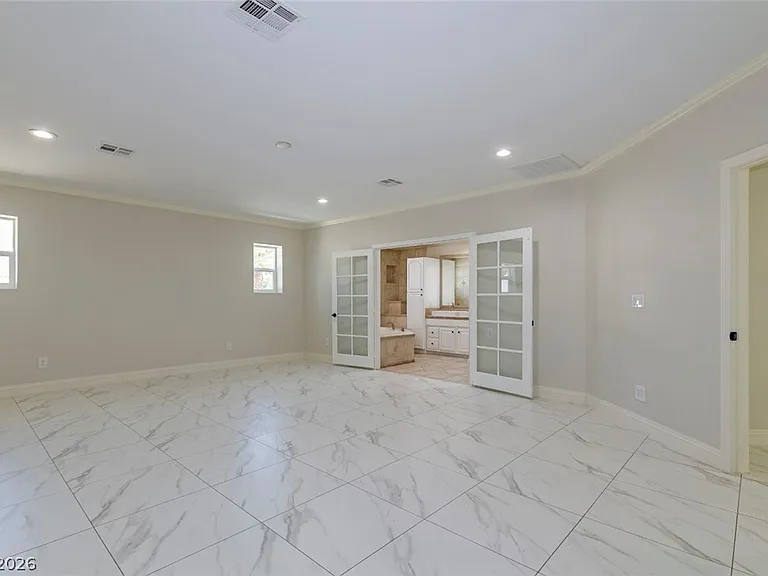 60 E Levi Ave — Photo 37