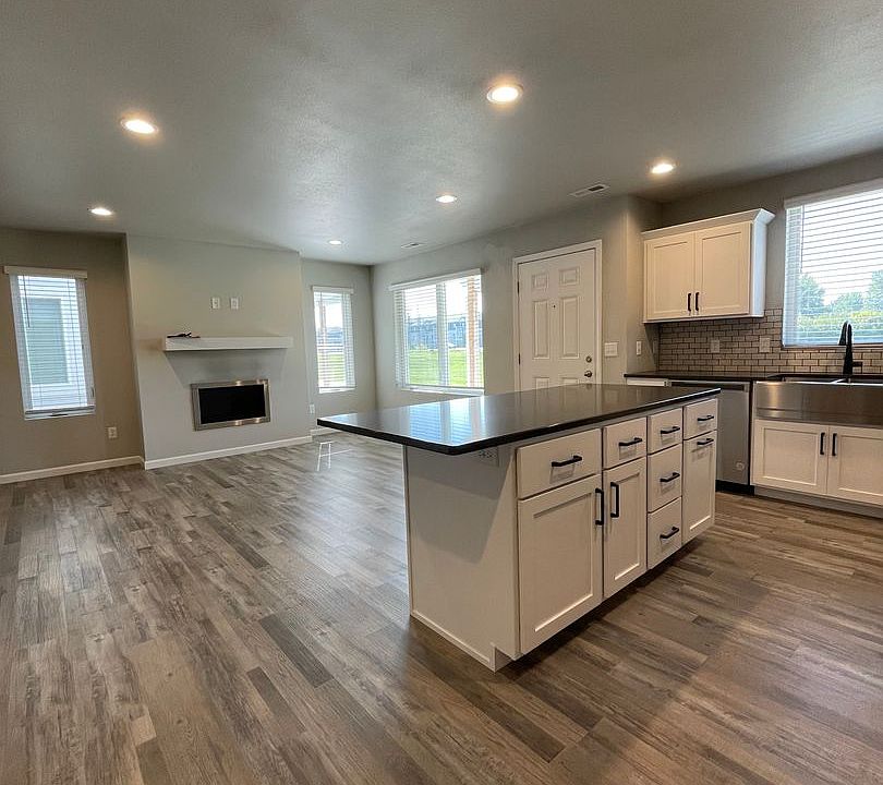 3314-kenner-loop-bismarck-nd-58504-zillow