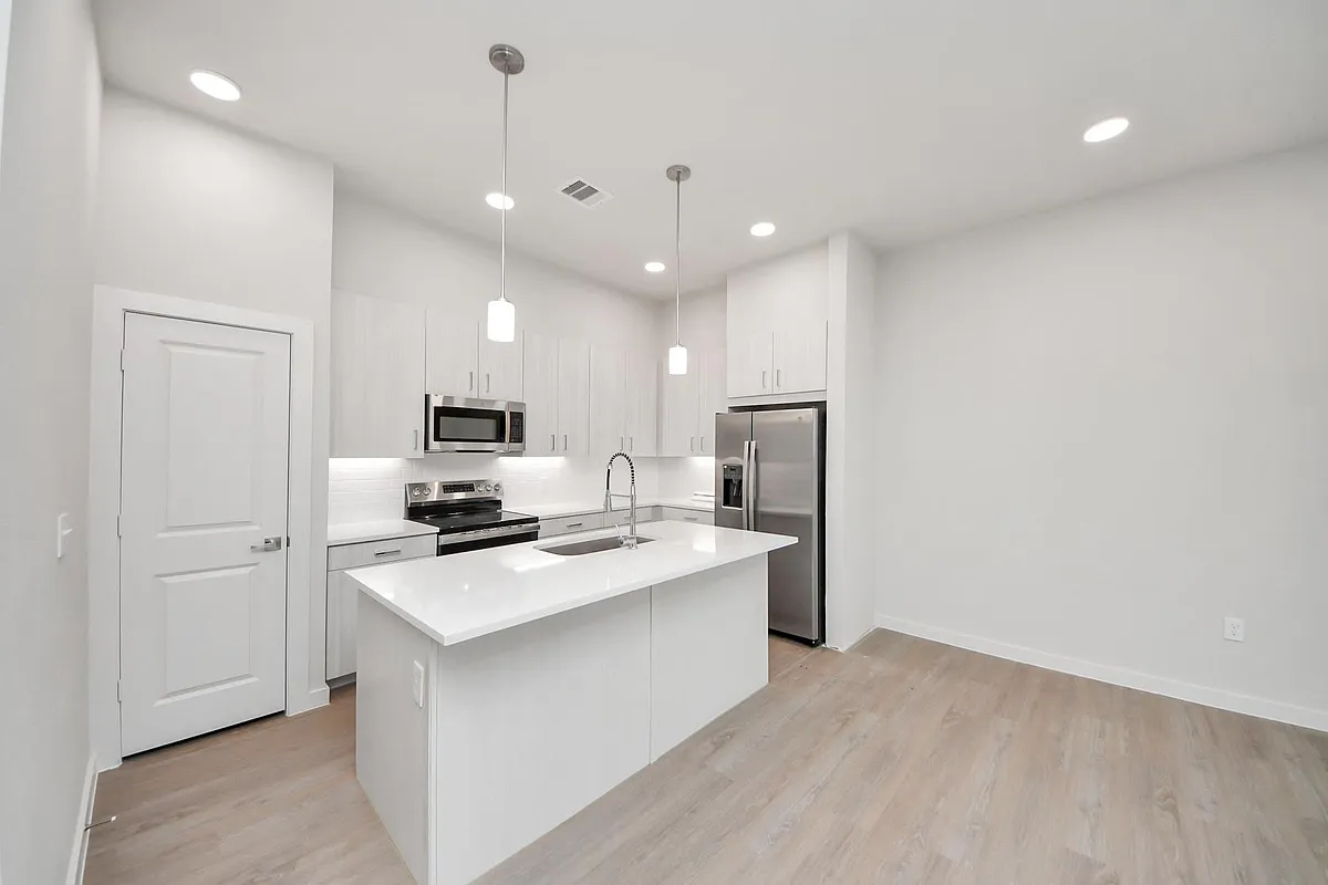 Building Photo - 7318 Leighton Meadow Ln