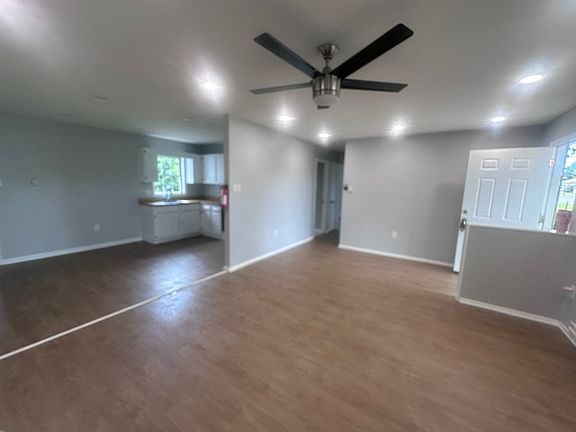2nd image of 426 National Union Blvd