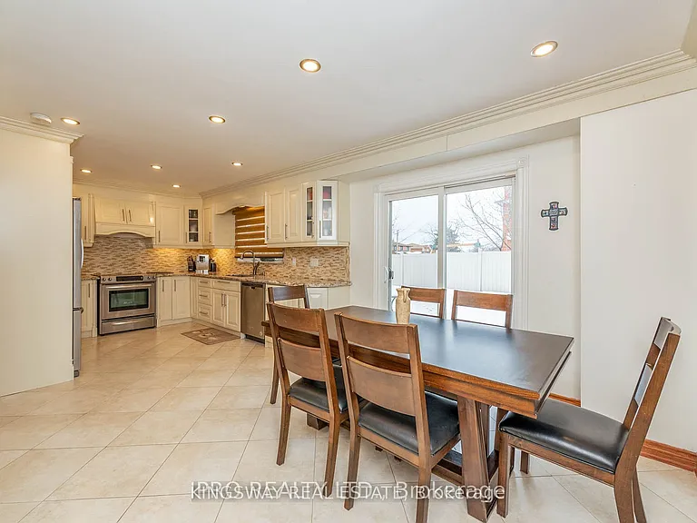 298 Forest Dr S — Photo 23
