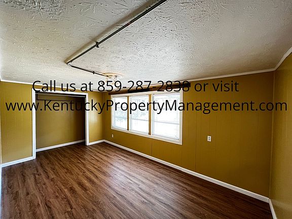 5th image of 1050 Marcellus Dr