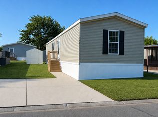 38000 Le Chateau Blvd #806, Clinton Township, MI 48038