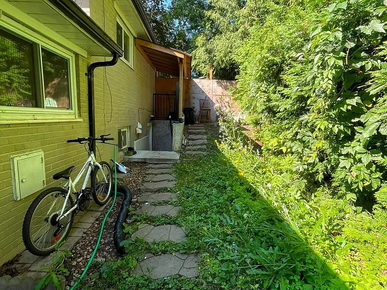23 Algonquin Cres #BASEMENT — Photo 4