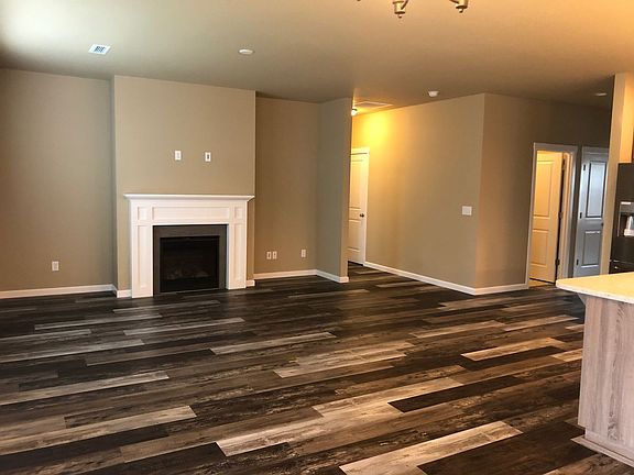 4th image of 10601 NE 103rd Ct