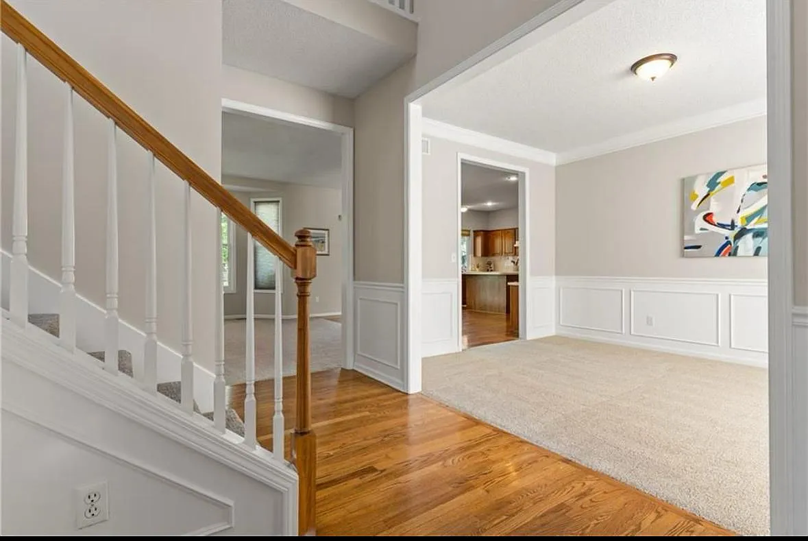 4 bed, 3256 sqft, $3,250 — Photo 3