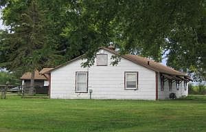 2nd image of 1950 & 14 E