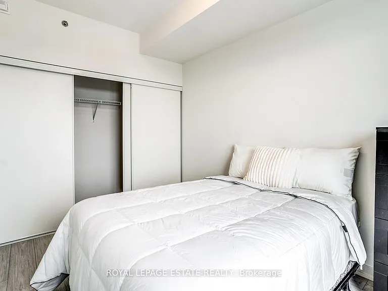 90 Glen Everest Rd #816 — Photo 13
