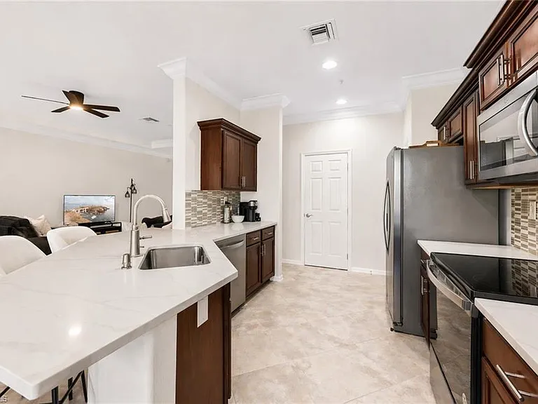 12850 Carrington Cir #203 — Photo 5