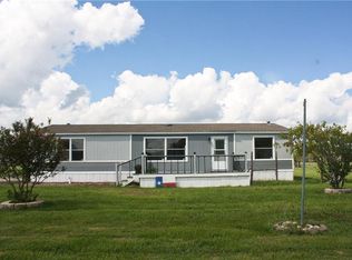 8575 Cottonwood Ln, Terrell, TX 75160